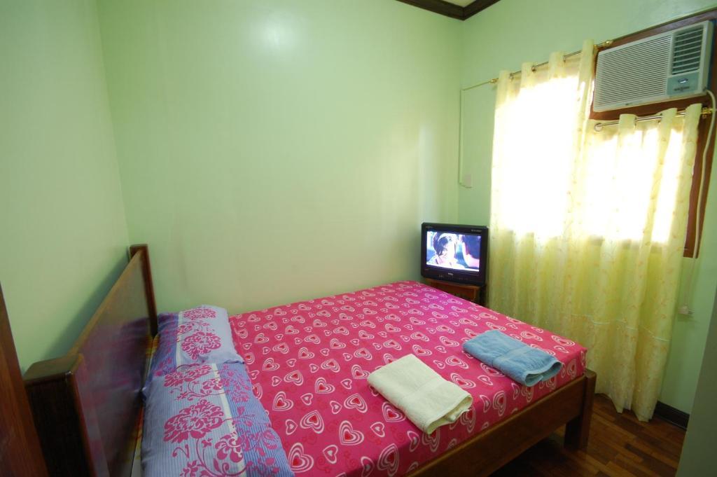 J-Lais Balai Turista - Pensionne House Puerto Princesa Room photo